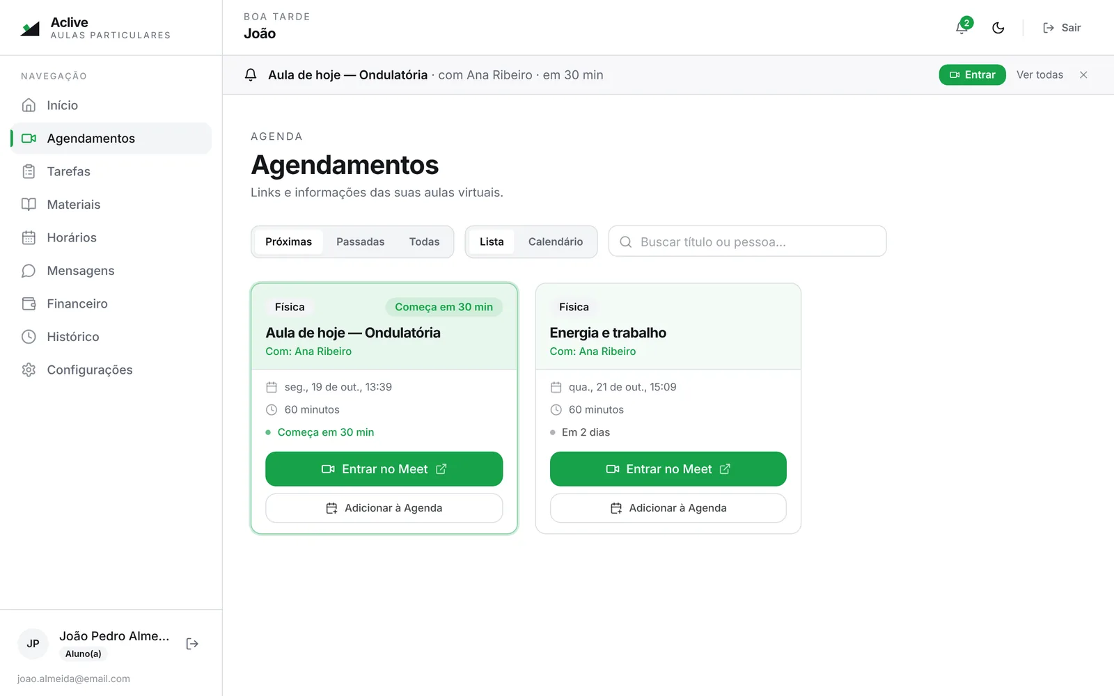 Lista de aulas do aluno com data, duração e botão para entrar na videochamada.